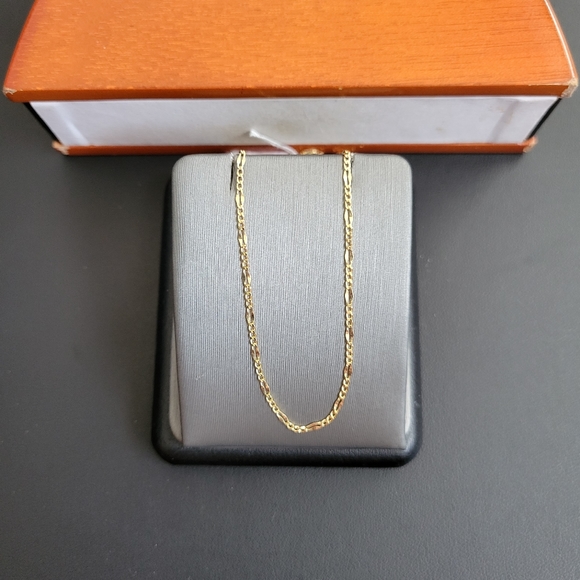 Jewelry - 14k gold necklace 18 inch